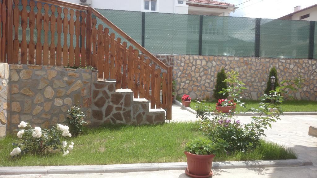 Andreevite Houses ساباريفا بانيا المظهر الخارجي الصورة